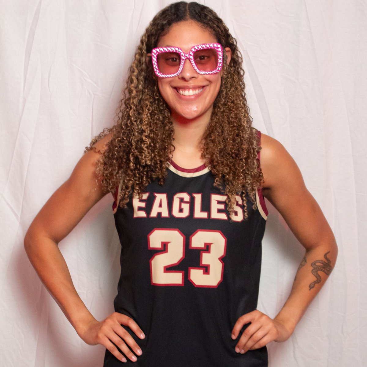 BCAthletics's tweet photo. ballin' 🏀

Both BC basketball teams open the season on the road tonight. @BridgewaterWBB competes in Harrisonburg at the EMU Route 42 Classic, while @BridgewaterMBB heads to the Keystone State

#BleedCrimson #GoForGold https://t.co/SY5CsaQBjB