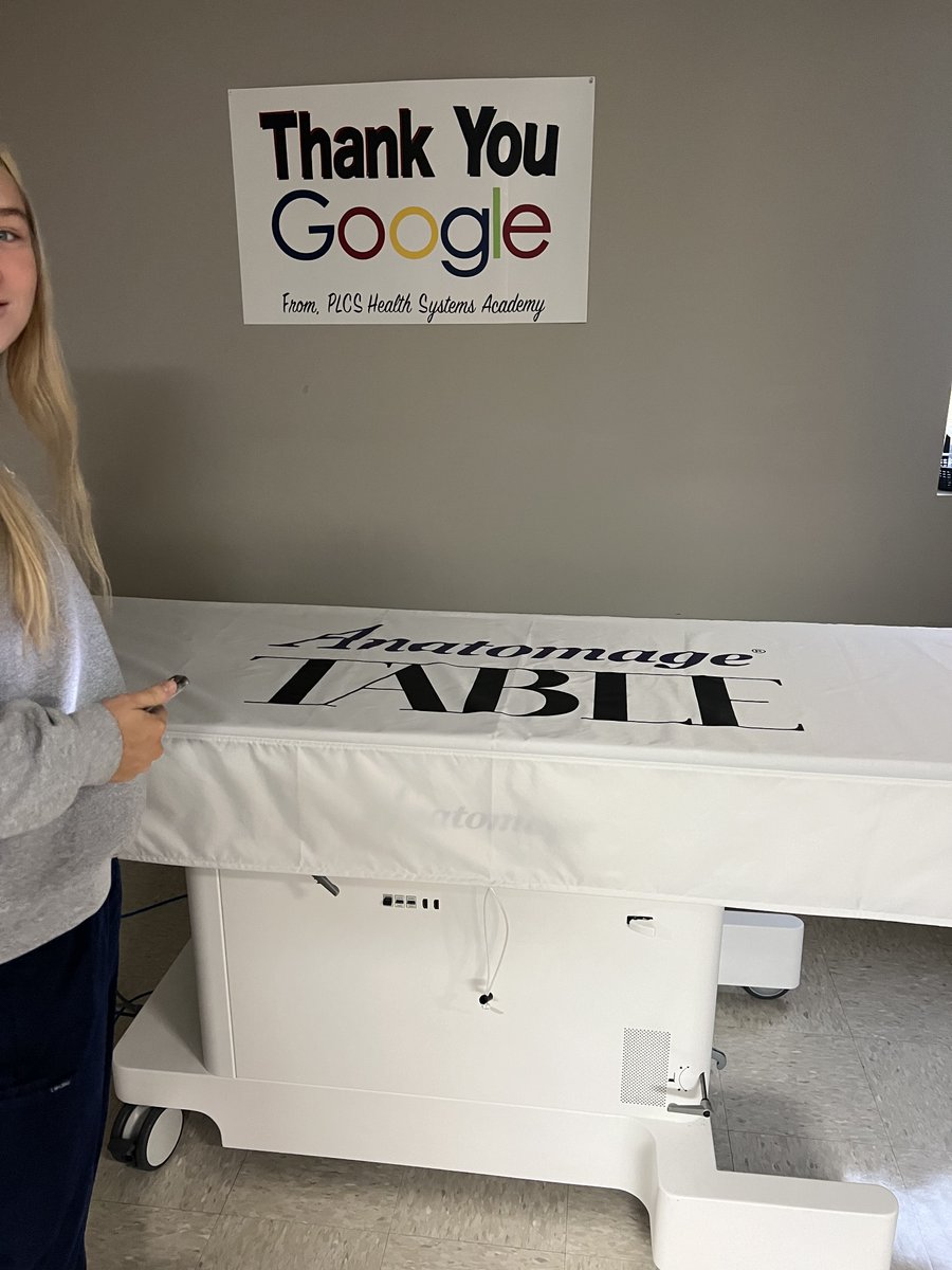 At the Biomed Academy, we are offered the opportunity to use technology to improve their studies daily! New to us this year is the Anatomage Table. This helps us take a real look inside the human body and understand how the body's systems work. Join us to be part of the fun!