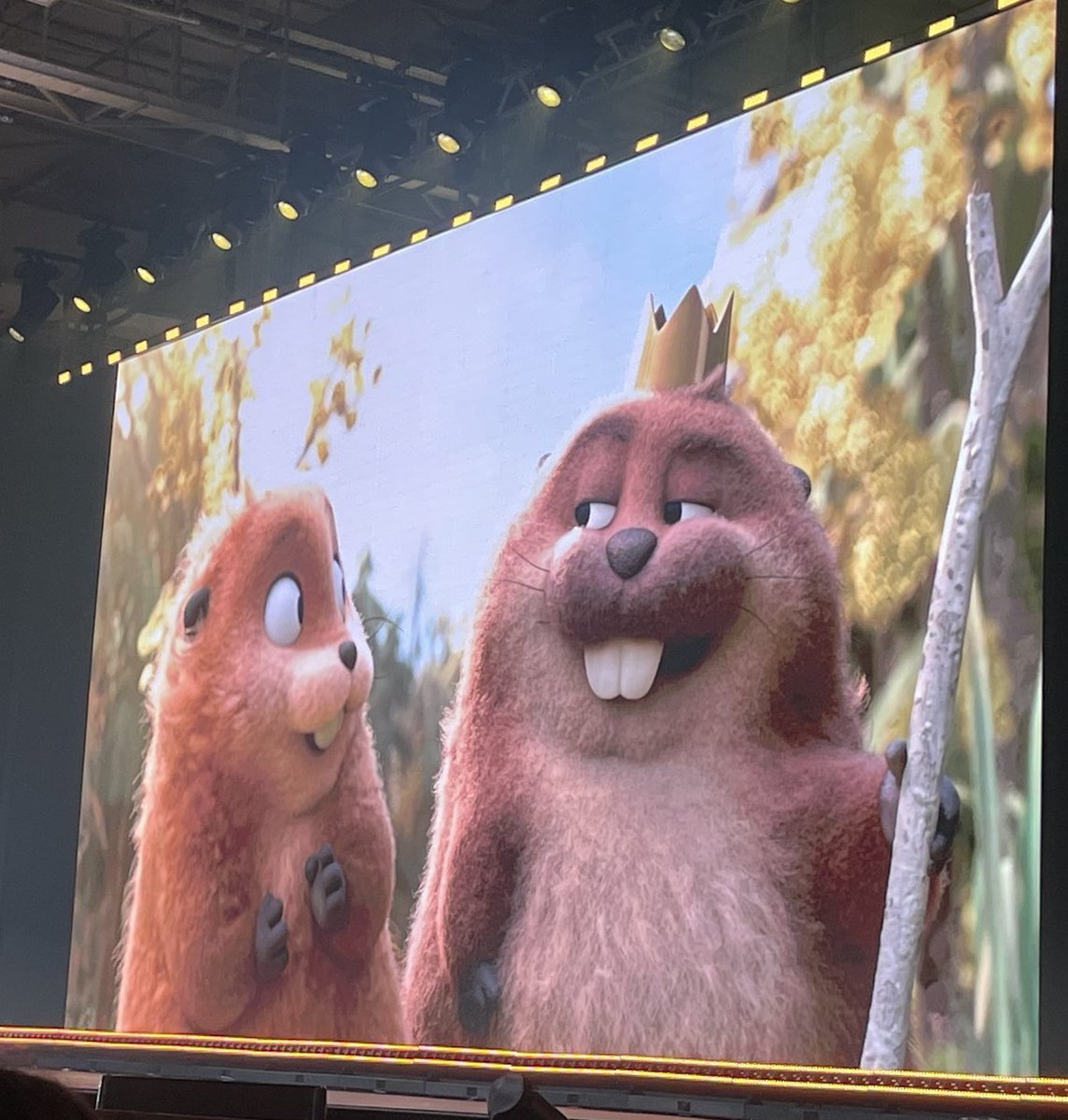 DiscussingFilm's tweet image. New look at Pixar’s ‘HOPPERS’

The film follows a girl who transfers her mind into a robot beaver to infiltrate their animal kingdom.

In theaters in 2026.

(📸: @culturapopecia)