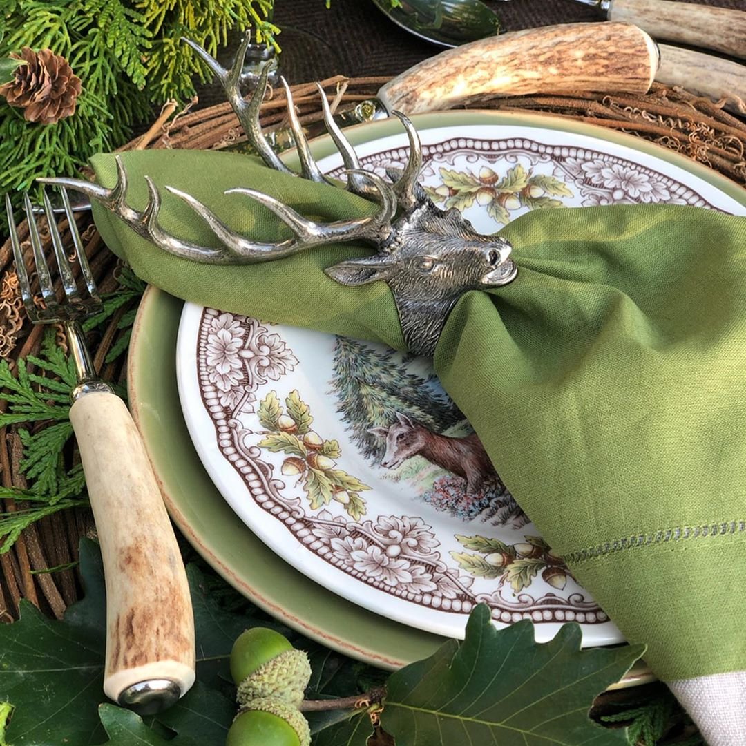 VagabondHouse's tweet photo. Whether you're looking for the perfect gift for the outdoorsman in your life or simply want to add a touch of rustic charm to your home, the Vagabond House Lodge Style collection is sure to impress.

Shop Lodge Style Collection:
https://t.co/dkMunwSUsh https://t.co/VZQ2nCh7ei