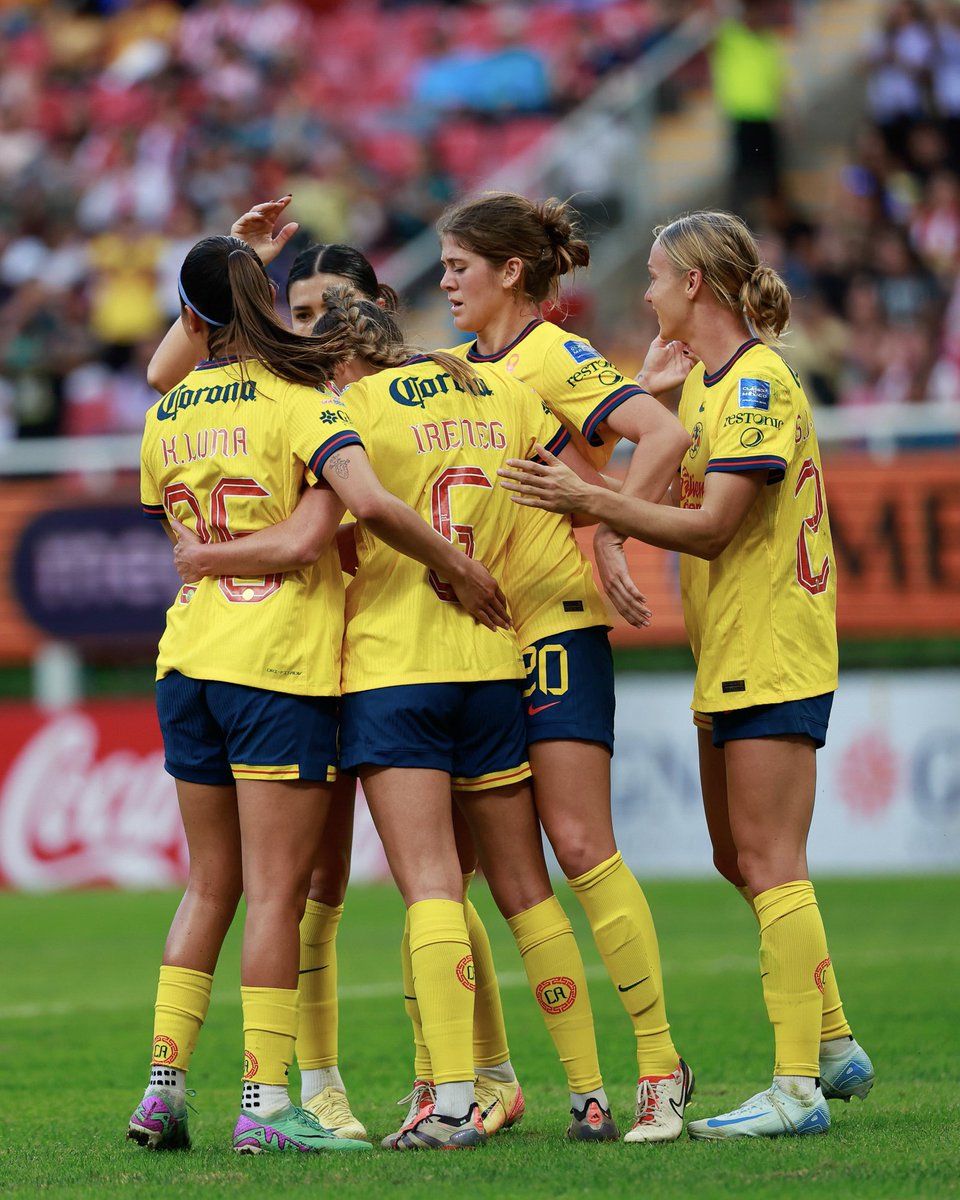 AmericaFemenil's tweet image. En equipo.