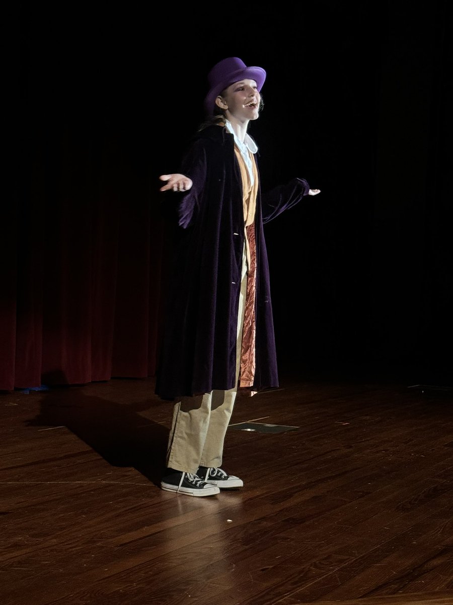 MerriweatherEDU's tweet image. Ending the evening with our talented students as they shine in Charlie and the Chocolate Factory! 🍫🎭 We’ve been putting on our musical since 2012, and every year, I’m left speechless. 💛🖤 @SuttonCougars @apsupdate @SuttonPTA