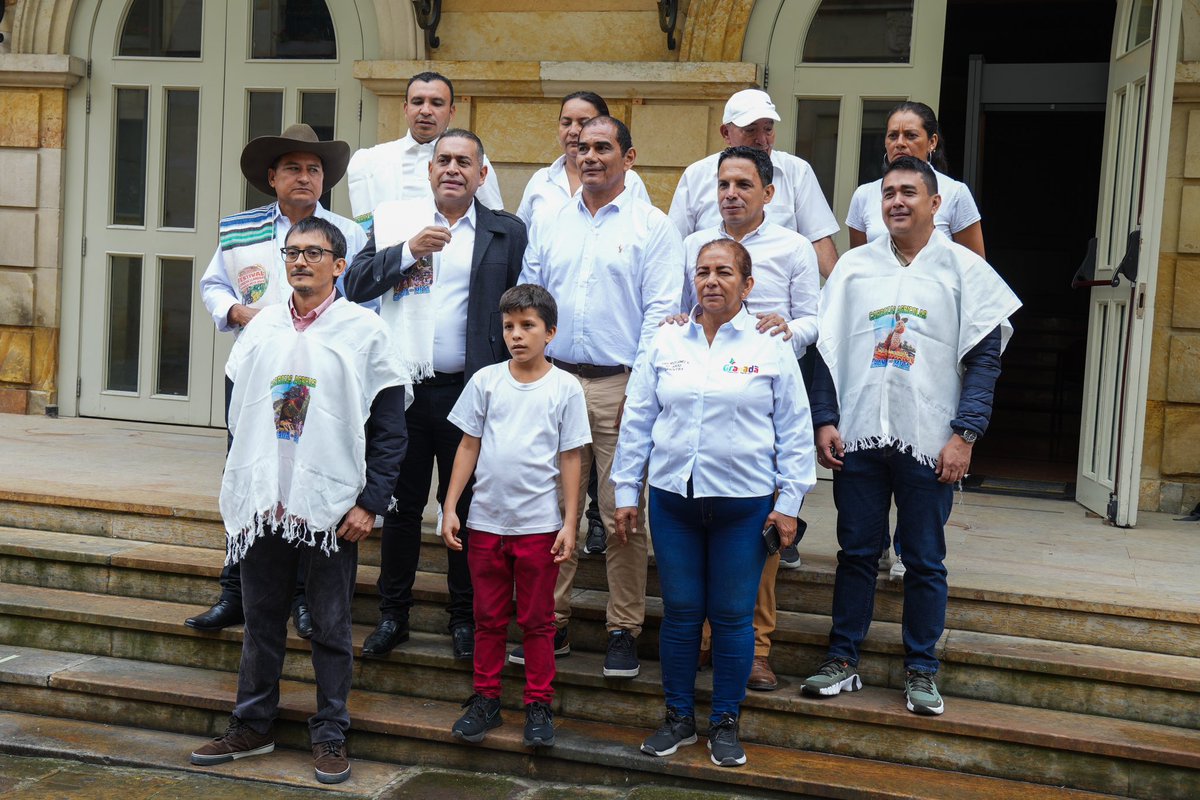 InsCulturaMeta's tweet photo. ¡Seguimos avanzando!

Después de dos años, las Carrozas Agrícolas de Granada, lograron la postulación para formar parte de la Lista Representativa del Patrimonio Cultural Inmaterial de la Nación. 

El Gobierno Departamental esta comprometido con esta importante manifestación. https://t.co/ZAb5W4Rn99