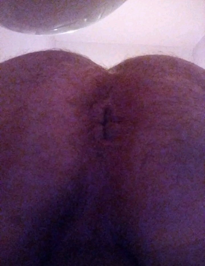RhysTait's tweet photo. @DeletablePurple Ill get on my knees and start sucking nd deep throating it the ill let u bend me over so u can slide it deep inside my ass nd have u fuck me deel nd hard till u cum in my ass https://t.co/irjBlbpmH3