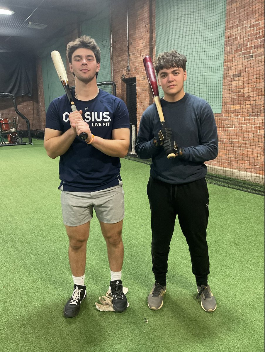 Extrainningswa1's tweet photo. 💪 Player of the Game 💪

Game 1: Ryan Huckabone
5/8 w/ 3 Doubles and an RBI

Game 2: Matheus Avelino
4/8 w/ 3 Doubles and an RBI

#EIHittraxLeague #Hittrax https://t.co/axCe9EjVdz