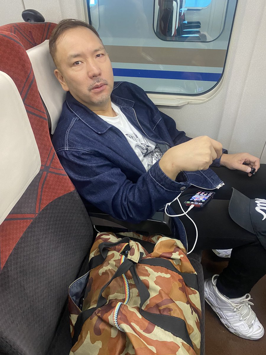 会うなり痩せた自慢してきはりました、、
6キロ痩せたそうです👼
#すぱおじ