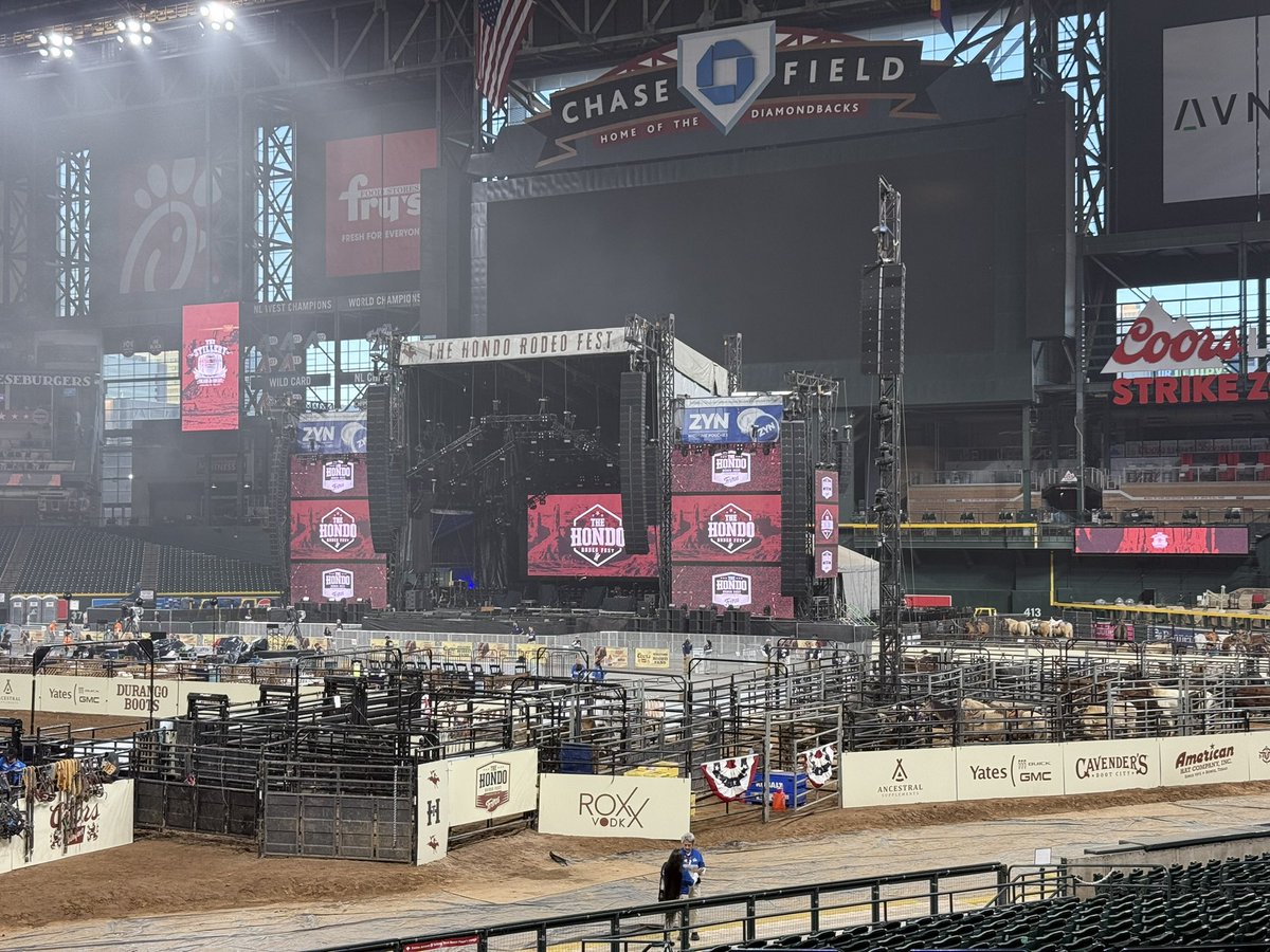 illkeepOn's tweet image. Any UCF Knights at the Hondo Rodeo Fest?

#UCFKnights