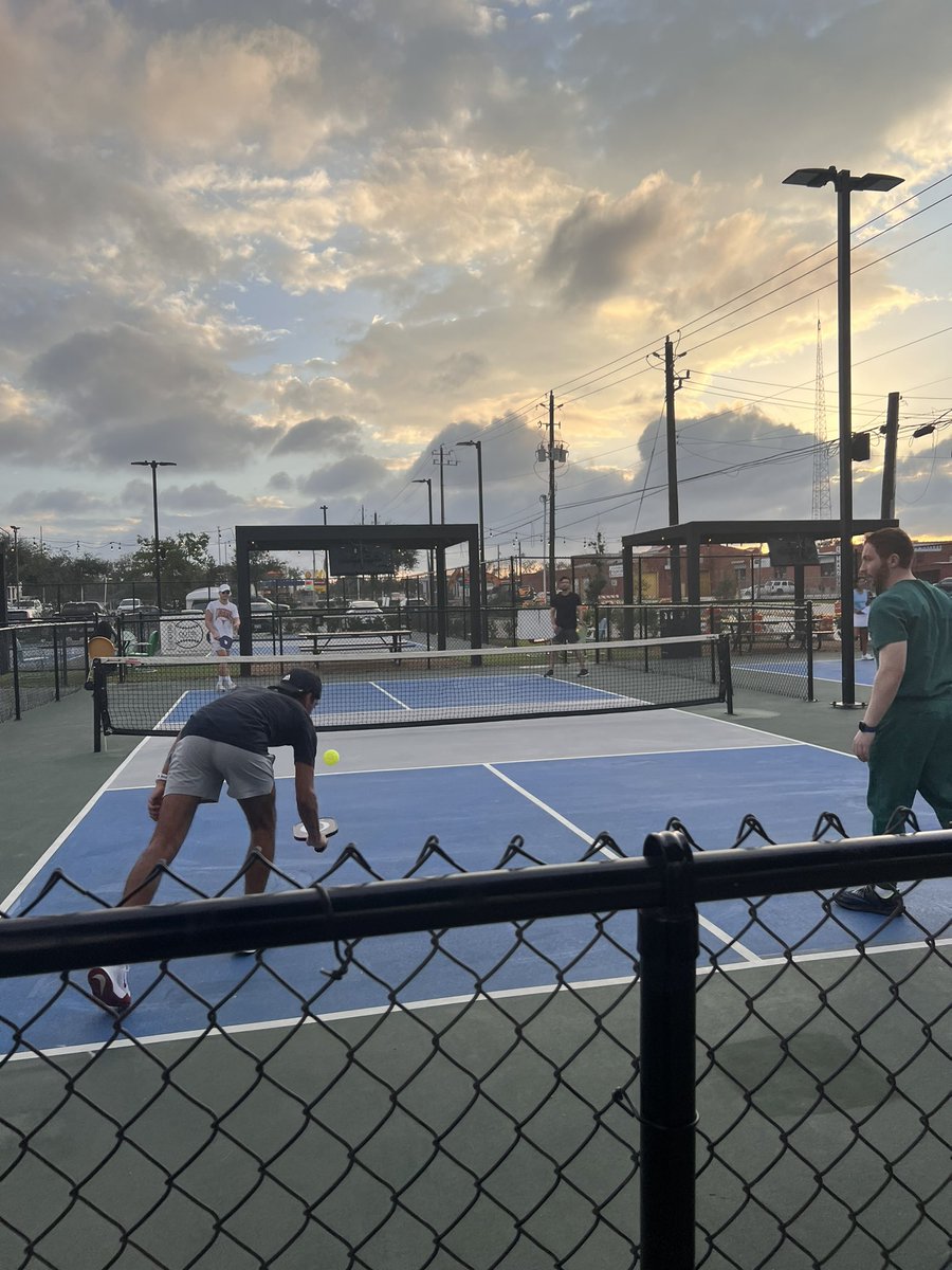 Each semester our residents get together for a program sponsored afternoon social event, and this round was pickleball! Come hit with us! 🎾 
#futureradres #radres #medtwitter #match2025