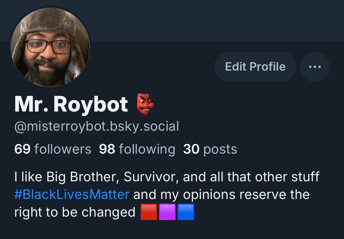 MisterRoybot's tweet photo. I don’t want to feel left out plus there’s some cool stuff on the other side https://t.co/DYXNjCT96K