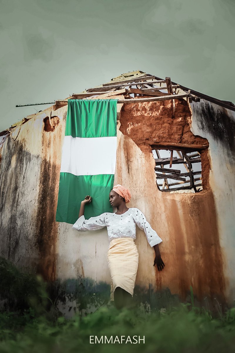 Emmafash1's tweet image. Our economy🥹National grid 🥹well represented in this photo ✅
God help Nigeria 🙏🙏🙏
#nigeria
#Godhelpusall