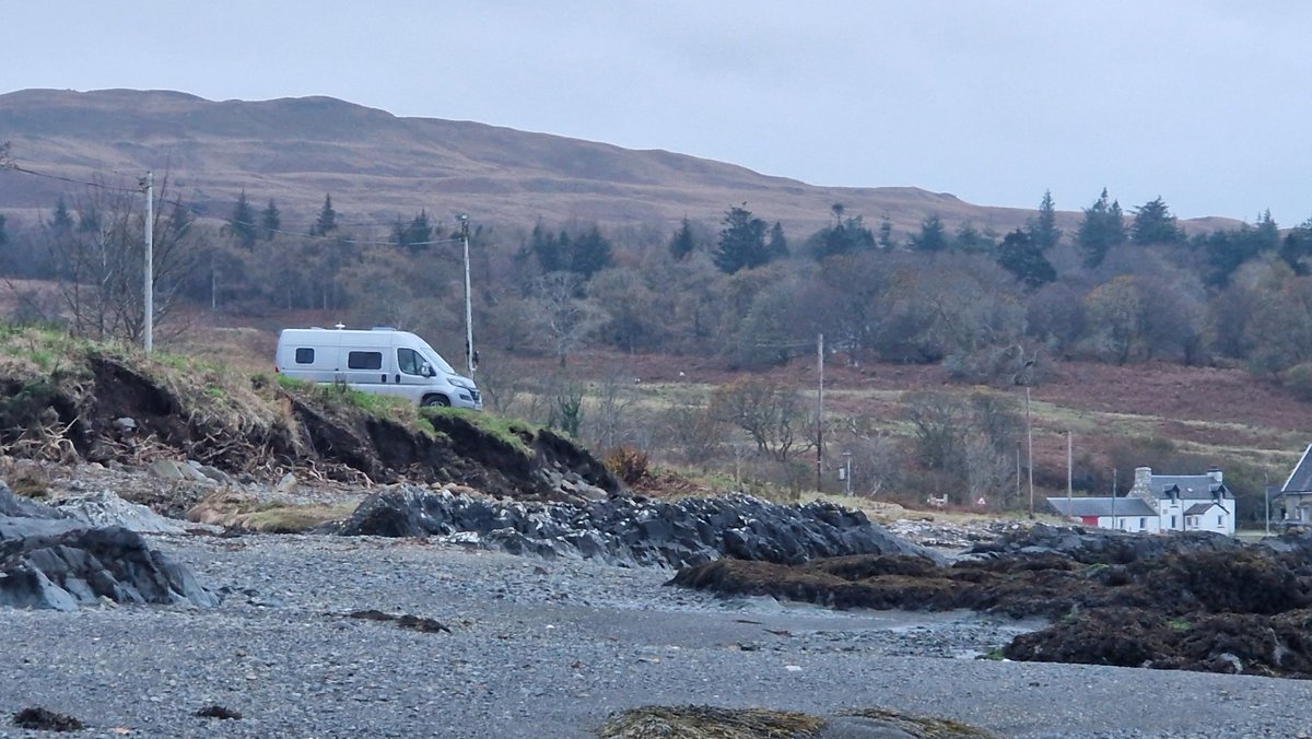 By the shores of Loch Scridain #Mull #clouds #wildaxpulsar #portnangael #winteriscoming