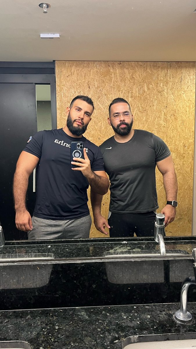Aguenta dois?