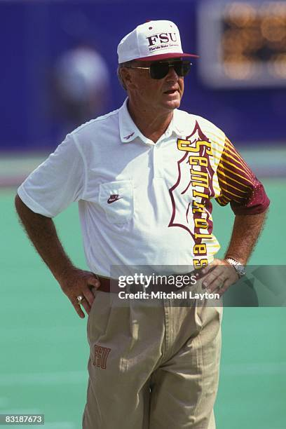 NolesUnis's tweet photo. Nike would just be PRINTING money if they ever remade the 1990s Bobby Bowden coaches polos. 

So much heat here 🔥🔥🔥🔥🔥 https://t.co/qwDhtTdANf