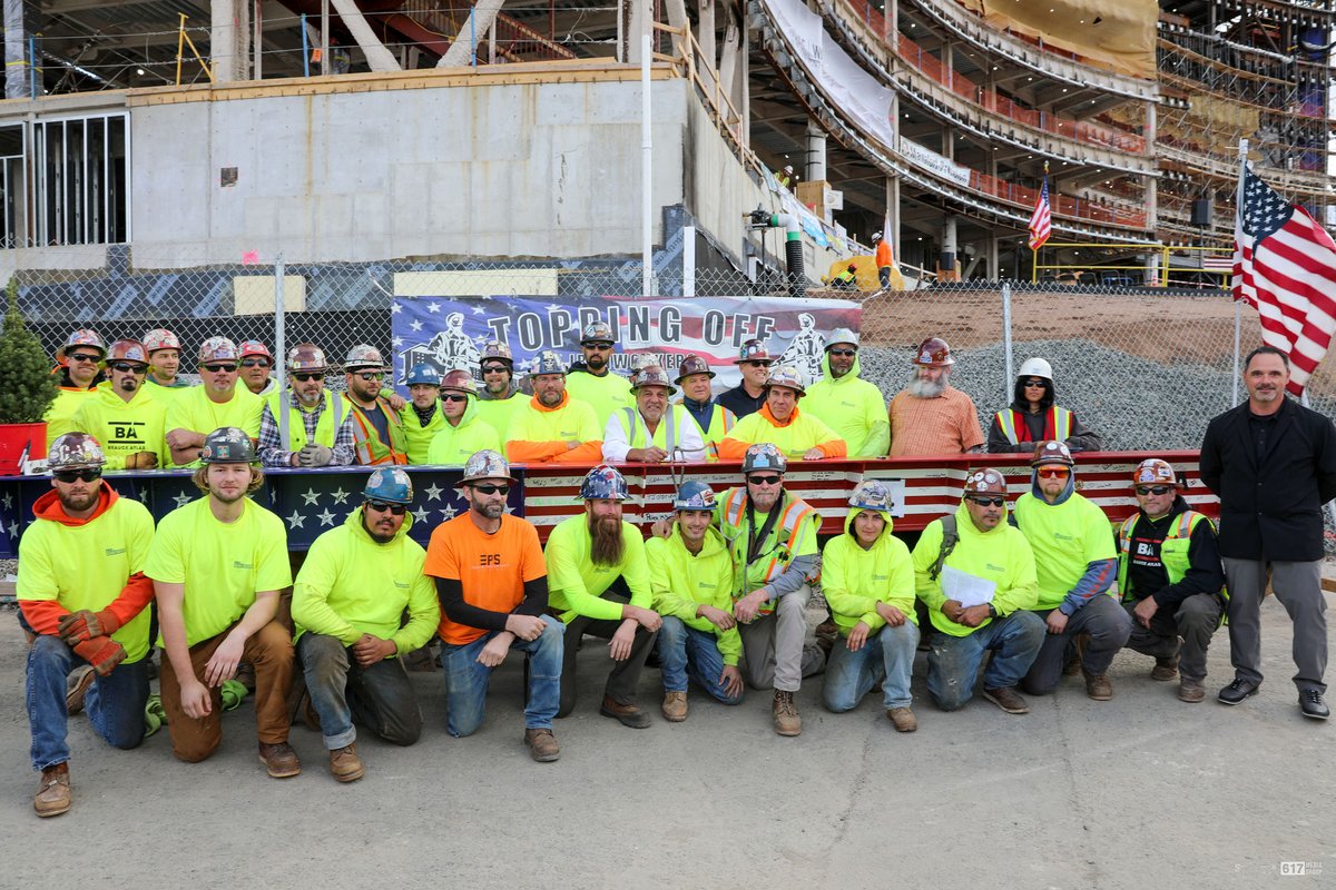Mass_BTU's tweet image. Topping Off Ceremony for #HolyokeVeteransHome. 100% #Union job under a #ProjectLaborAgreement that&apos;s ahead of schedule on-budget great safety record. Building a quality facility for our #Veterans while providing good union wages and benefits for local workers