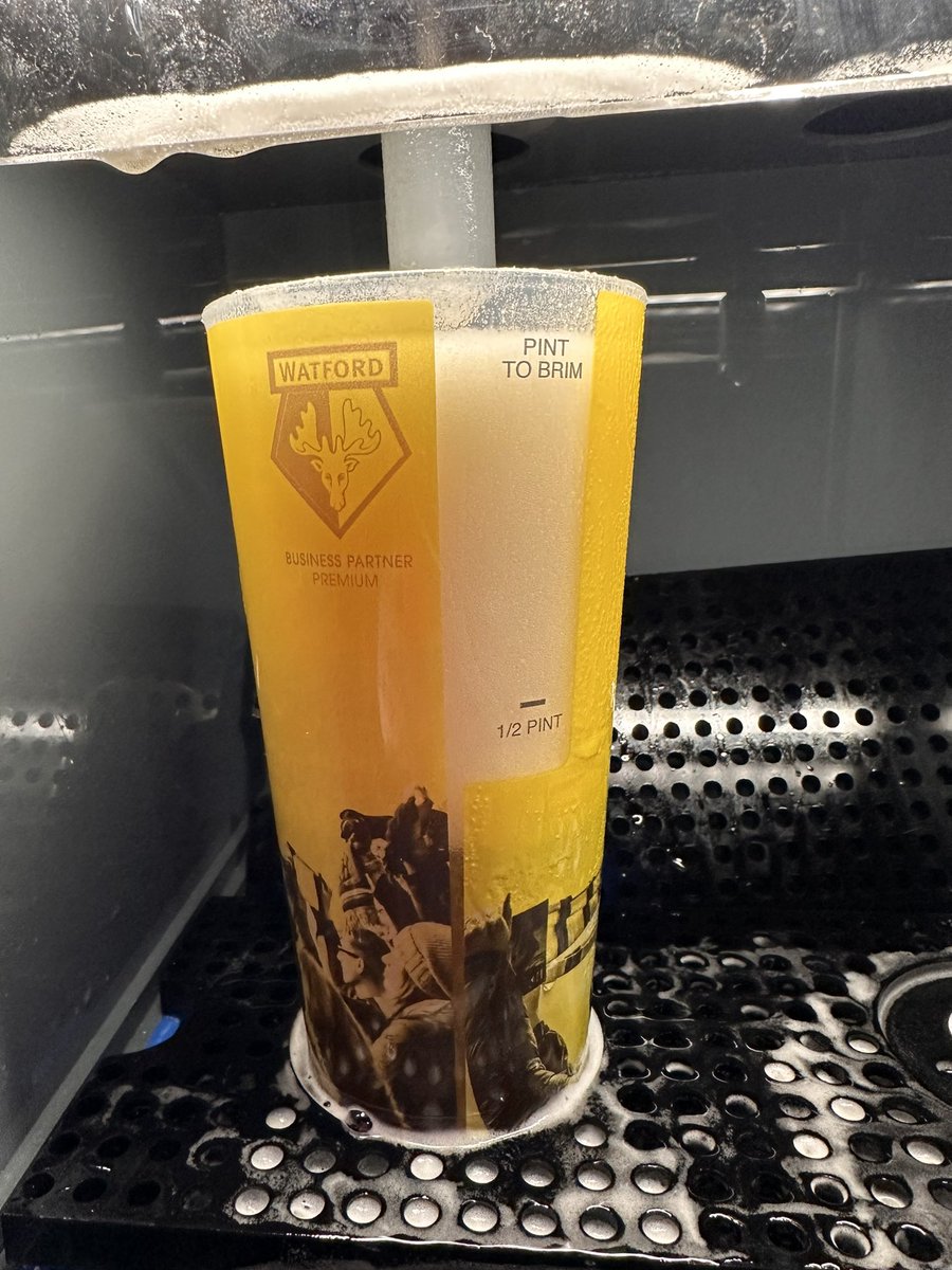 amycallanan's tweet photo. @mattps99 @WatfordFC @WatfordFCMoose Cheers https://t.co/s5QypNEBTO