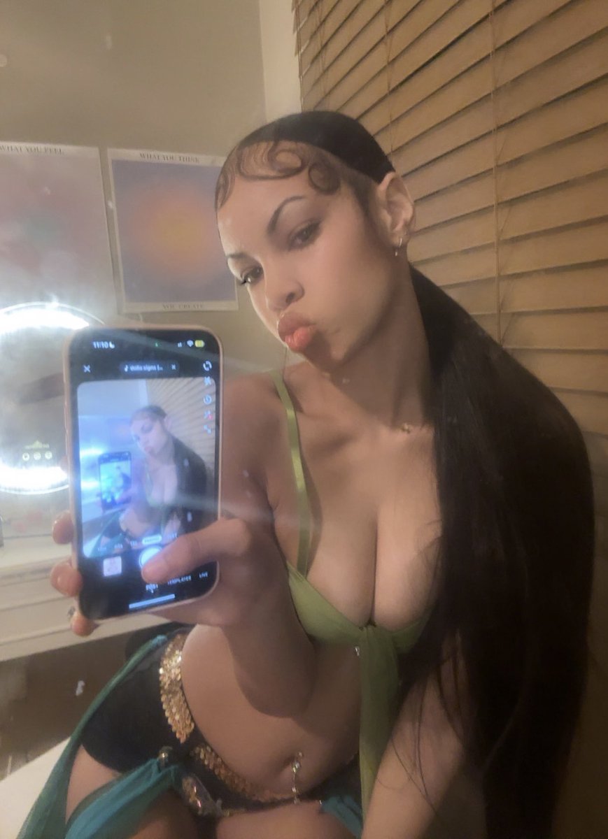 jaIynnnn's tweet photo. 🐍 https://t.co/MpuemWel9A