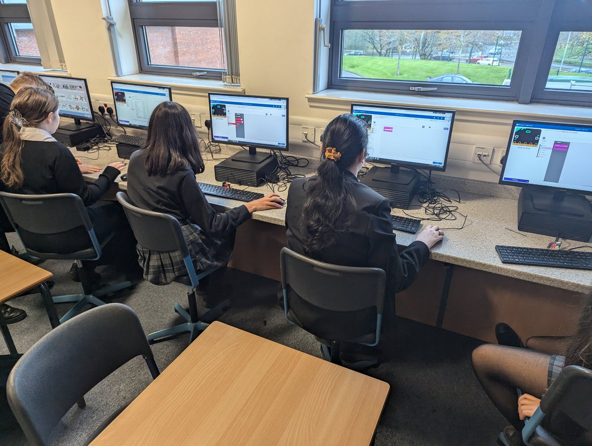 Mrs McIntosh 👩‍💻 tweet media