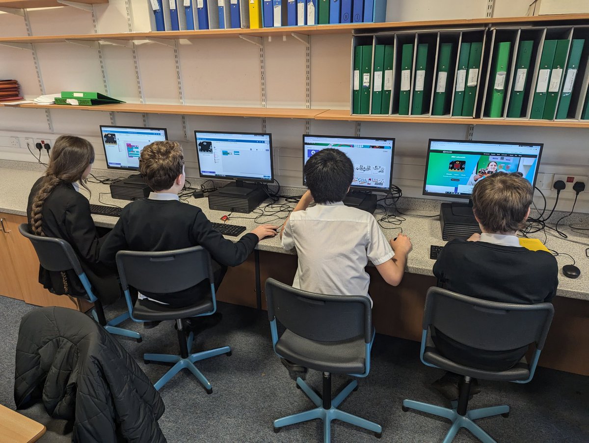 Mrs McIntosh 👩‍💻 tweet media