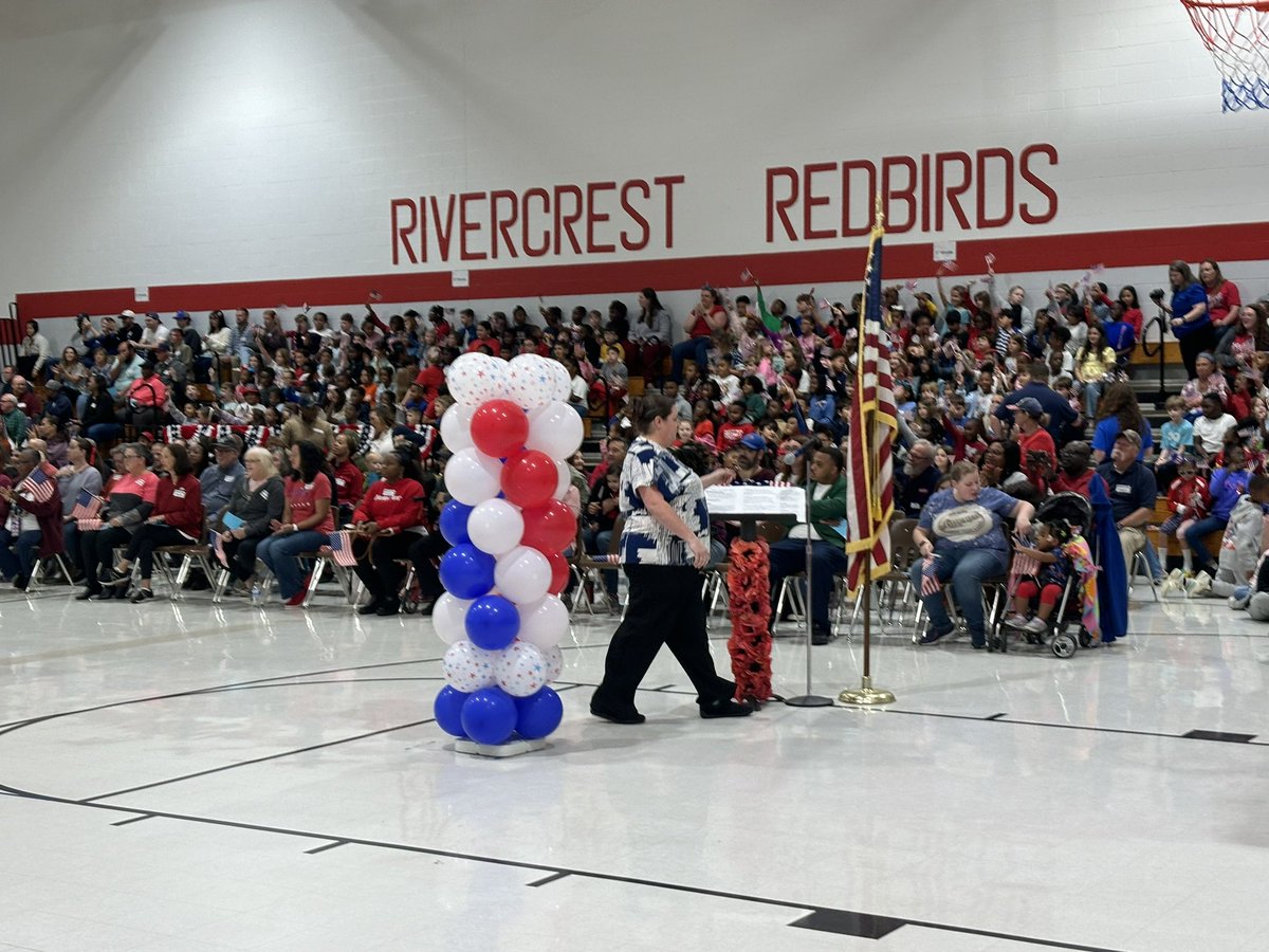 Such a wonderful day celebrating our veterans at Rivercrest Elementary! Thank you for your service and tremendous sacrifice.❤️ #happyveteransday🇺🇸