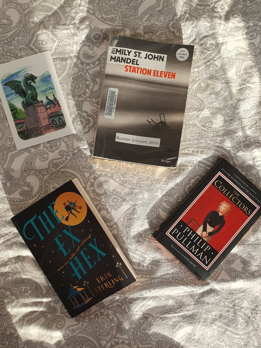 Les #VendrediLecture d'avant - pendant - après Halloween : des sorcières sympas 🍷, la fin de la civilisation telle qu'on la connait et des œuvres mystérieuses entre Oxford et les autres mondes 🐒... 📚