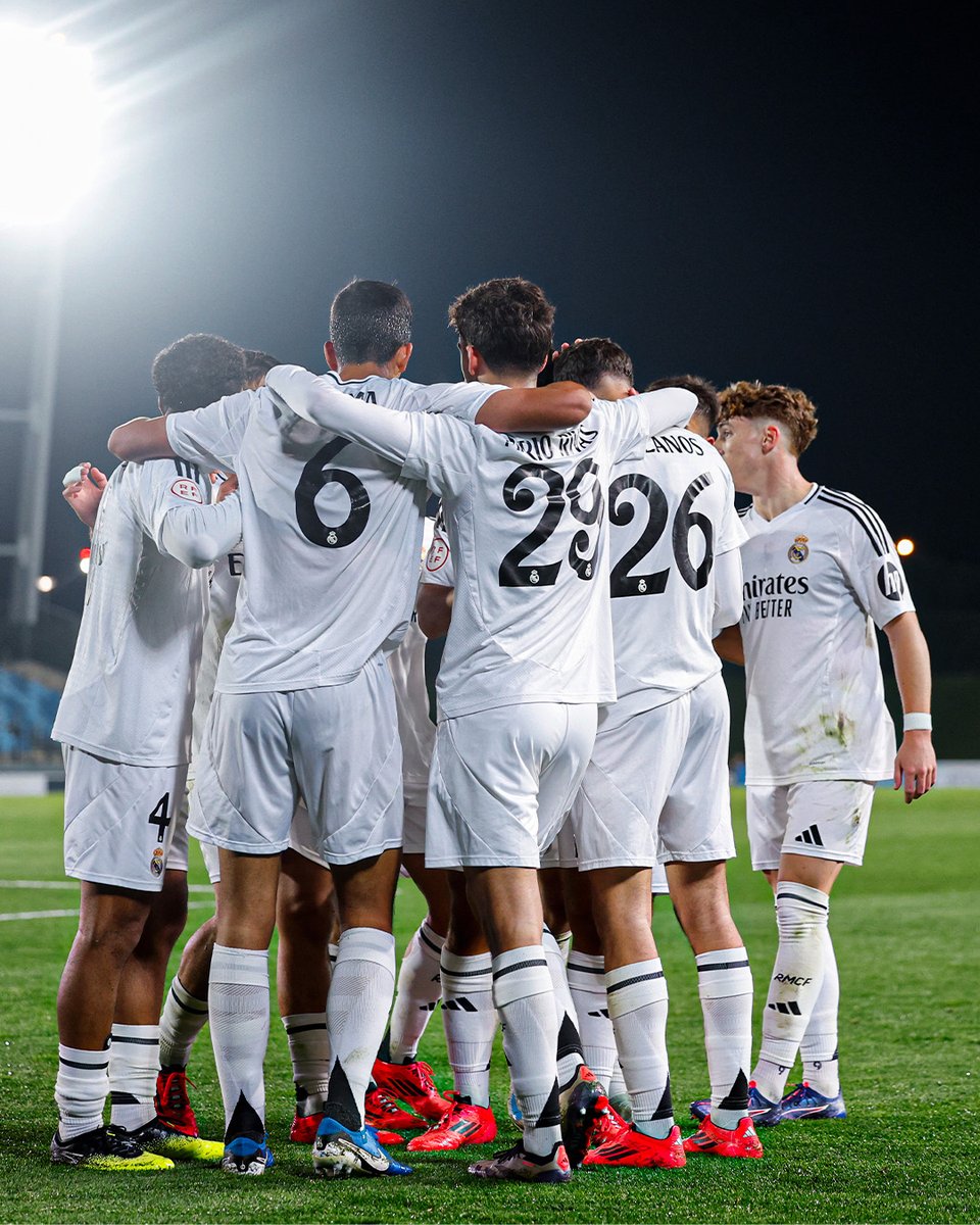 lafabricacrm's tweet photo. 🏁 #RMCastilla 5-0 @CFIntercity
⚽ 33' @garciia8g (p.)
⚽ 42' Hugo de Llanos
⚽ 51' Hugo de Llanos
⚽ 61' @garciia8g
⚽ 79' @garciia8g
 #LaFábrica https://t.co/2mKcNucn8Q