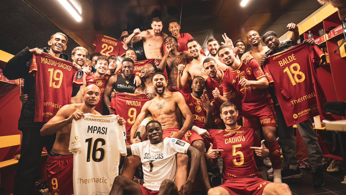 OfficielRAF's tweet photo. 🔥 𝗩𝗜𝗖𝗧𝗢𝗜𝗥𝗘 𝗙𝗔𝗖𝗘 𝗔̀ 𝗔𝗡𝗡𝗘𝗖𝗬 ✅

5️⃣ buts marqués, quelle soirée de folie à Paul Lignon 🥰

𝗘𝗻𝘀𝗲𝗺𝗯𝗹𝗲, 𝗰’𝗲𝘀𝘁 𝘁𝗼𝘂𝘁 ❤️💛 #RAFFCA https://t.co/Bz2DHqNTVF