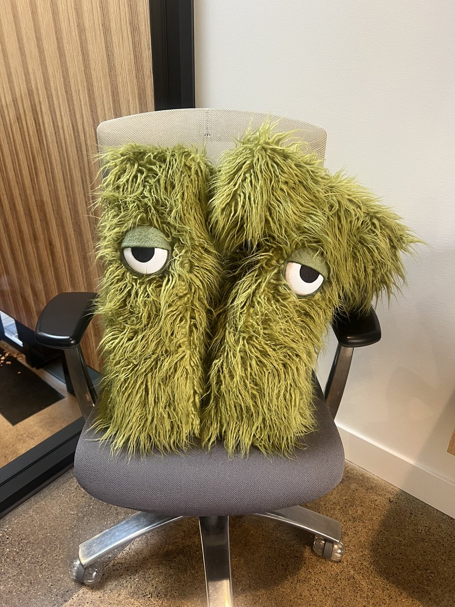 TheCVault's tweet image. Happy Friday!!! This “IT” character is one of the creative ways we get around being censored for cannabis content on social media. 
420 BLAZE “IT”!!!