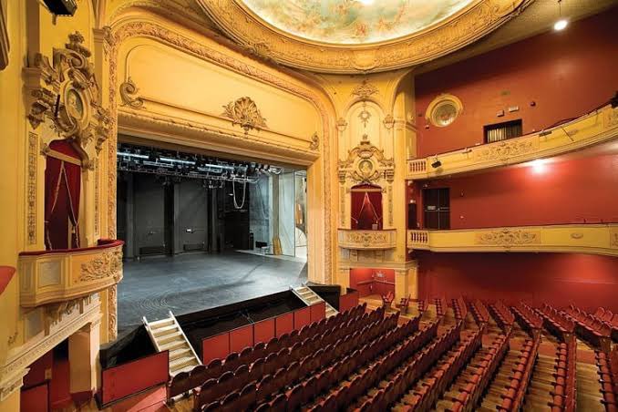 MeakinVictoria's tweet photo. They could have just bowled the Isaac Theatre Royal after the 2011 Christchurch earthquake, but they fought to save it - helped by Sir Ian McKellen, Miriam Margolyes, Richard O'Brien, Flight of the Conchords and so many others. https://t.co/FLRooQSzjF #christchurch  #theatre https://t.co/m8NTO0Kz8D