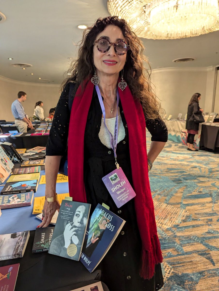 At our @PAMLAorg exhibit in lovely Palm Springs we've met <a href="/FordhamPress/">Fordham Press</a> author Elizabeth Marshall who penned the very popular The Drinking Curriculum. Also pictured below is <a href="/ArkansasPress/">The Arkansas Press</a> prolific author Sholeh Wolpe holding 2 of her 4 books on display! #PAMLA2024