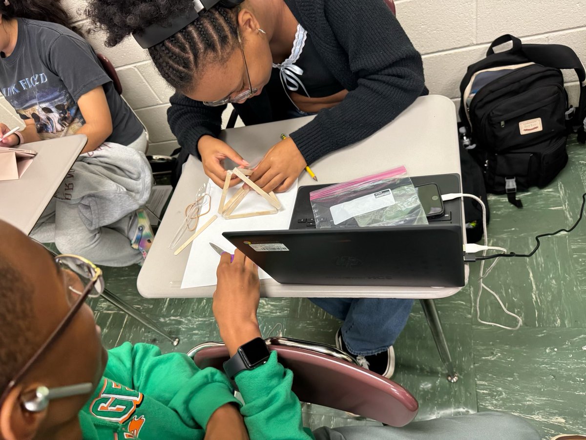 It’s National STEM Day  the entire student body at Stockbridge High School completed in the Catapult Challenge. They used the design thinking process to creat their catapults. #NationalSTEMDay <a href="/HammockEdu/">Stephen Hammock</a> <a href="/DrJamesT/">Dr. James Thornton</a> <a href="/DrBEducates/">Danielle Barnes</a> <a href="/TheMTSSLady/">Priscilla Ray, Ed.S</a> <a href="/ConethanDawana/">Ms. Conethan</a> <a href="/HenryCountyBOE/">Henry County Schools</a>