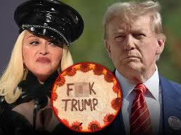 Madonna chamou para a luta. Olha o textão publicado por ela sobre a eleição do Trump. Quem ama a Madonna levanta o dedo no like. 

-Eu acordei esta manhã e o primeiro pensamento que veio à minha cabeça foi: 'A América odeia mulheres!' - Não que eu nunca tenha sentido o peso da