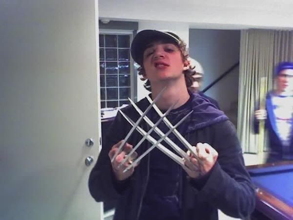 daily kyle gallner (@gallnerdaily) on Twitter photo 