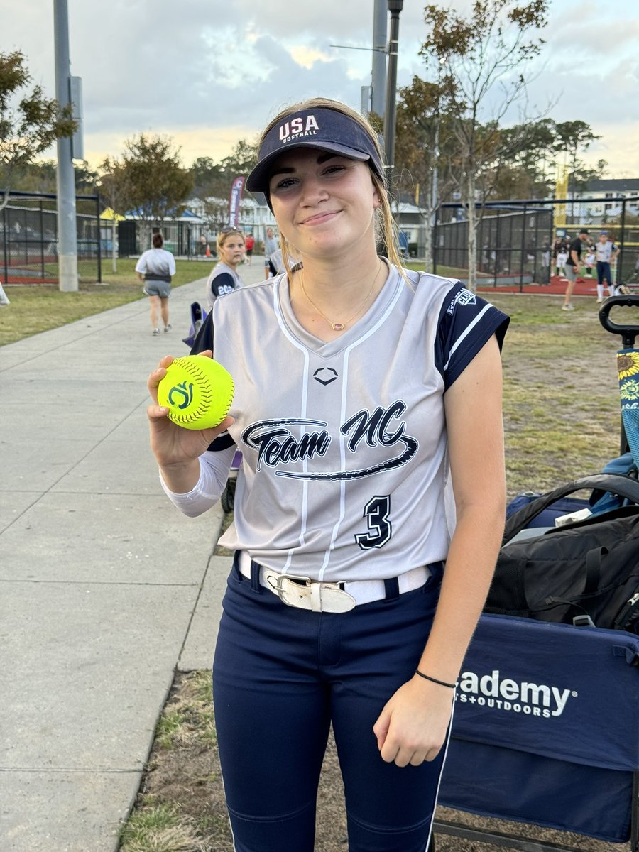 Congratulations to #3 Taylor Durham (2029) for her OTF 💣 in Game 1 vs. Alabama Elite. <a href="/TeamNCSoftball/">Team North Carolina Softball</a> #TeamNC #teamnctaylor