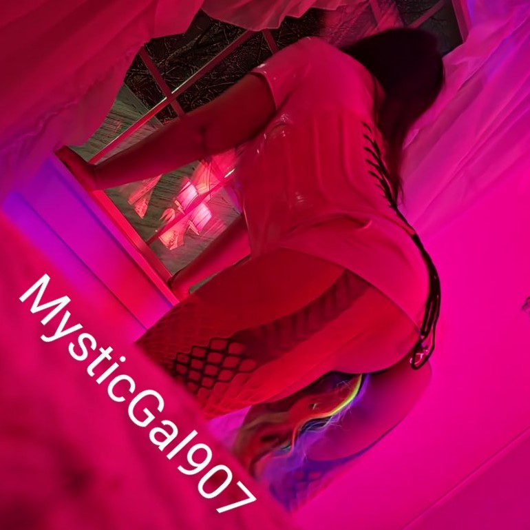mysticgal907's tweet photo. 😈👸Tip your Goddess 😜 give her gifts from her wishlists 👯‍♀️ so many options to please me 😏 which of course... Makes me want to please you 😇 #naturalmilf #onlyfanscreator #bankstown #907 #mysticgal907 #ContentCreation #plugged #blacklighting #pink #wap #latex https://t.co/46IJCmELFQ