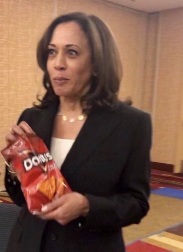 me high asf at 4pm working the sht out of my corporate job using the ARTS degree that yall said would lead me to being a barista