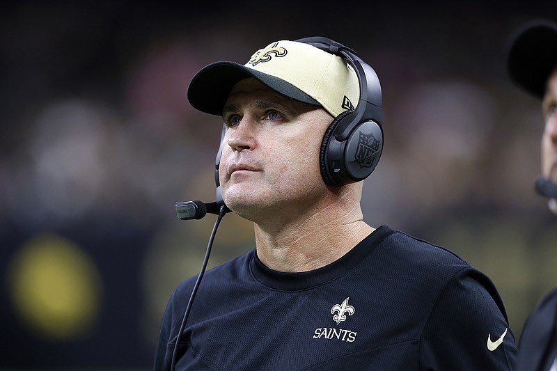 504Tru's tweet photo. Finally a coach with no visor https://t.co/a8jrPUJU2k