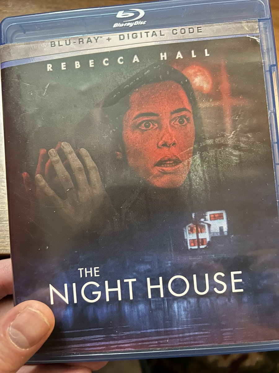 stephenrocker8's tweet photo. #NowWatching
Tonight’s viewing have heard great things
Anyone seen this? 🤔
#horrormovie #Horrorfam #nighthouse #Rebeccahall #ghoststory #bluray #PhysicalMedia https://t.co/XbUooxI7jq