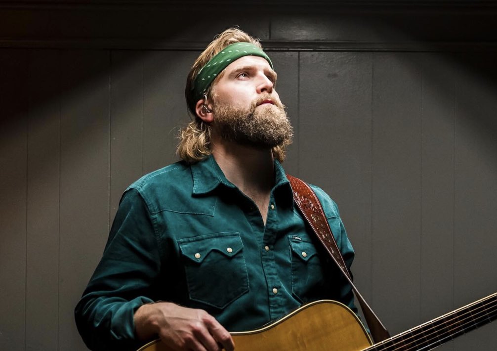 _jamesclark3_'s tweet image. 0 scandals ✅

Undefeated music catalogue ✅

Mountaineer 🟡🔵

Unproblematic King 🫡