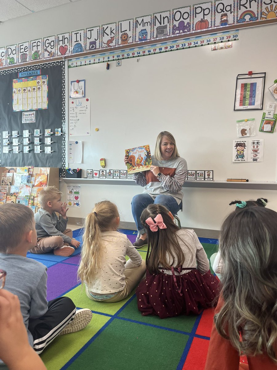 EarlyLearningDr's tweet image. 🍂📚 Just had an amazing time with Mrs. Cavanagh's class diving into "The Leaf Thief"! Such a fun adventure through storytelling! 🌳✨ Can't wait for the next storytime! #ReadingIsMagic #ClassFun