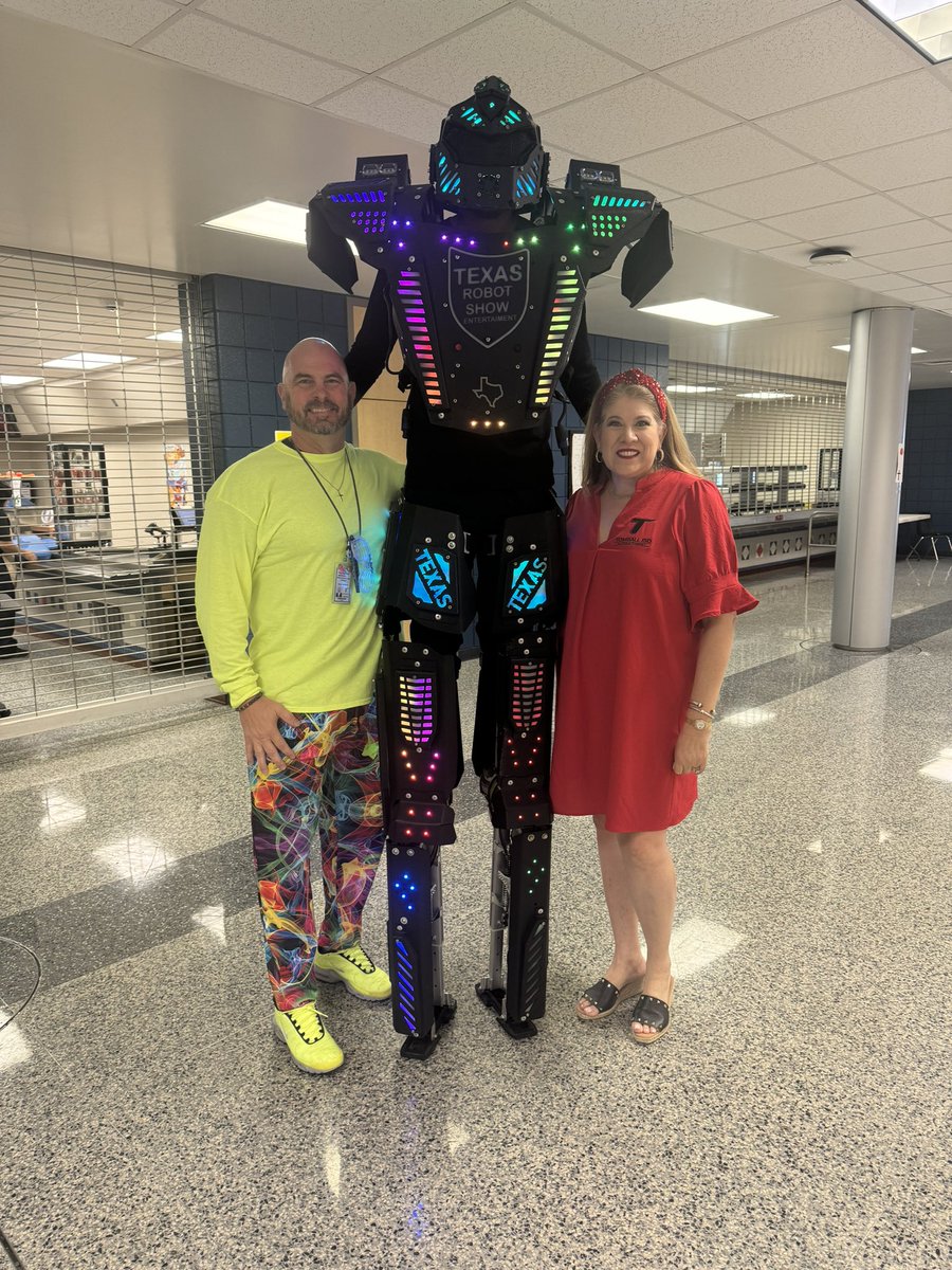 Dr. Martha SalazarZamora (@m_salazarzamora) on Twitter photo Robotics are alive and well in <a href="/TomballISD/">Tomball ISD</a>!!! Thanks to <a href="/WWJH_MrWilliams/">Kevin Williams</a> for inviting me to <a href="/TISDWWJHS/">Willow Wood Junior High</a> for the invitation today to your campus. Loved the fun & energy!! #DestinationExcellence Robotics are alive and well in <a href="/TomballISD/">Tomball ISD</a>!!! Thanks to <a href="/WWJH_MrWilliams/">Kevin Williams</a> for inviting me to <a href="/TISDWWJHS/">Willow Wood Junior High</a> for the invitation today to your campus. Loved the fun & energy!! #DestinationExcellence