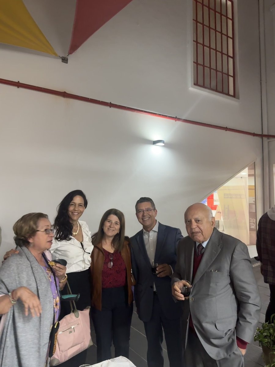 JustoDuarte's tweet photo. Hoy estuve en el Instituto Cervantes de Rabat, presentando en árabe la segunda película del Ciclo de Cine Dominicano. Estamos proyectando nuestra industria cinematográfica durante el mes de noviembre, como parte de nuestro compromiso con la difusión de la cultura dominicana. https://t.co/GYl7ni1JkT