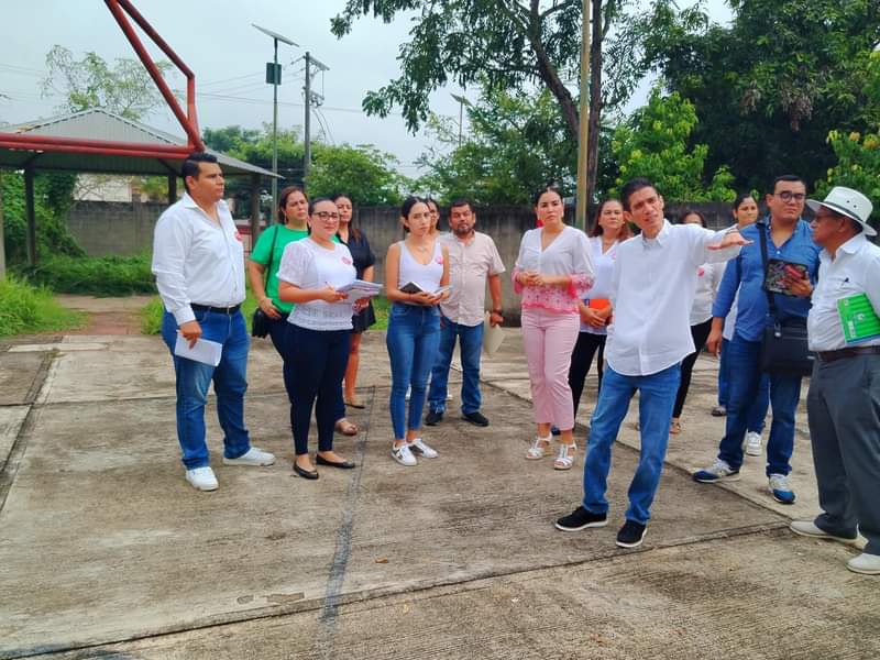 Trabajando con el corazon tweet media