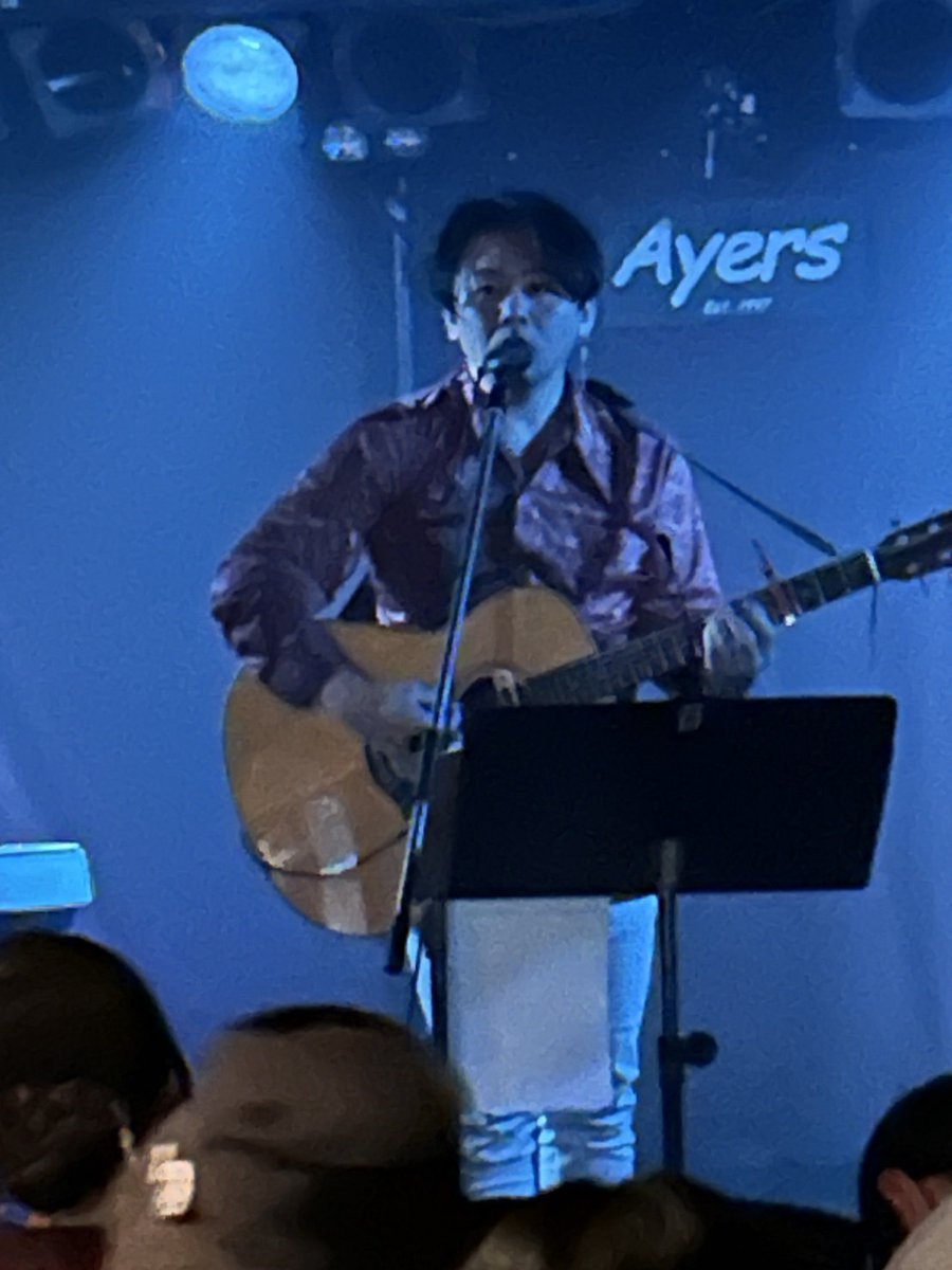 kenshi9's tweet photo. ワンマンライブ終了しました！ご参加頂いた皆様、本当にありがとうございました！
間違いなく、17年活動をしてきて、今までで最高のライブが出来ました。
憲史というミュージシャンを信じて応援してくださった全ての方のおかげです。
生きていて良かった。
歌わせてくれて、本当にありがとう。 https://t.co/XVSkqyNUTb