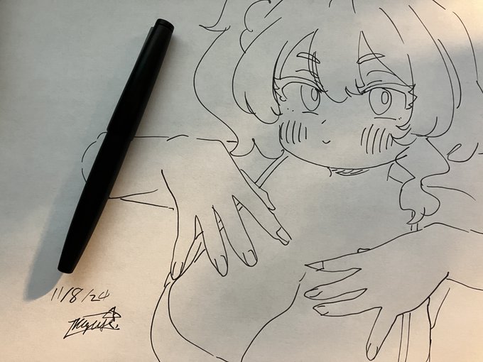 どうやらフロリダちゃんは即興でも可愛い笑顔が描けるようです✨ 