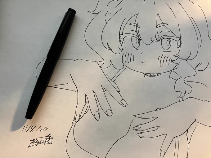 どうやらフロリダちゃんは即興でも可愛い笑顔が描けるようです✨ 