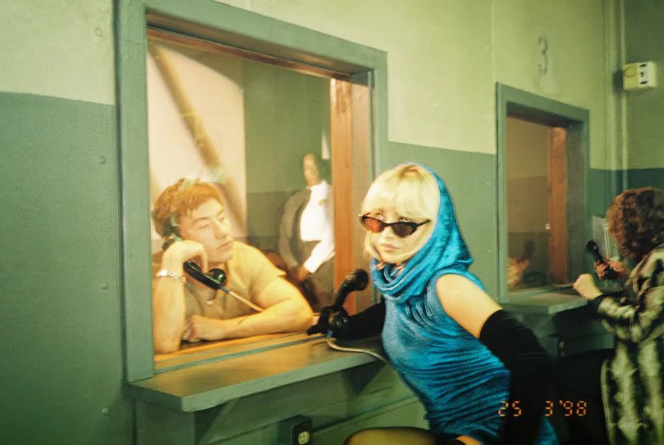 scarpenterbr's tweet image. Barry Keoghan falou sobre as indicações de Sabrina Carpenter ao #GRAMMYs:

“Oito indicações, isso é louco, estou muito feliz por ela. Nós vamos fazer uma ligação em breve. […] Eu fico deslumbrado vendo o trabalho dela. Eu não conheço ninguém que trabalhe tão duro, ela é tão…