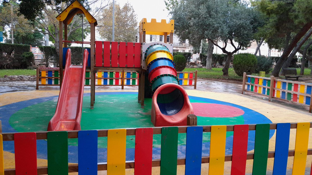 brif_iglesuela's tweet photo. ...limpieza de un parque. Imágenes del antes y el después...
📸👇 https://t.co/tXzsA4Ctc6