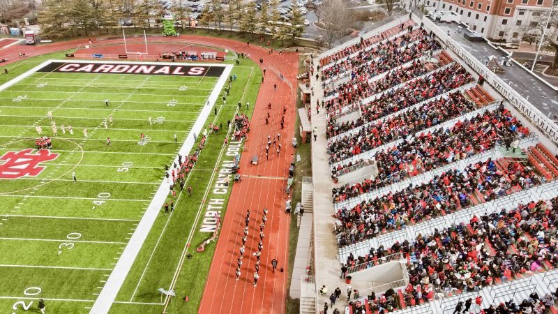 baldwin0009's tweet photo. For the first time in
College Football Tour history,
we are headed to a D3 game.
The 360th game on the tour
will be at D3โs NUMBER ONE
team -North Central College.
See you at
Benedetti-Wehrli Stadium
in Naperville, IL on Saturday!
#d3fb #WhyD3 #WeAreNC #CardinalRED https://t.co/tmccO8RwEX
