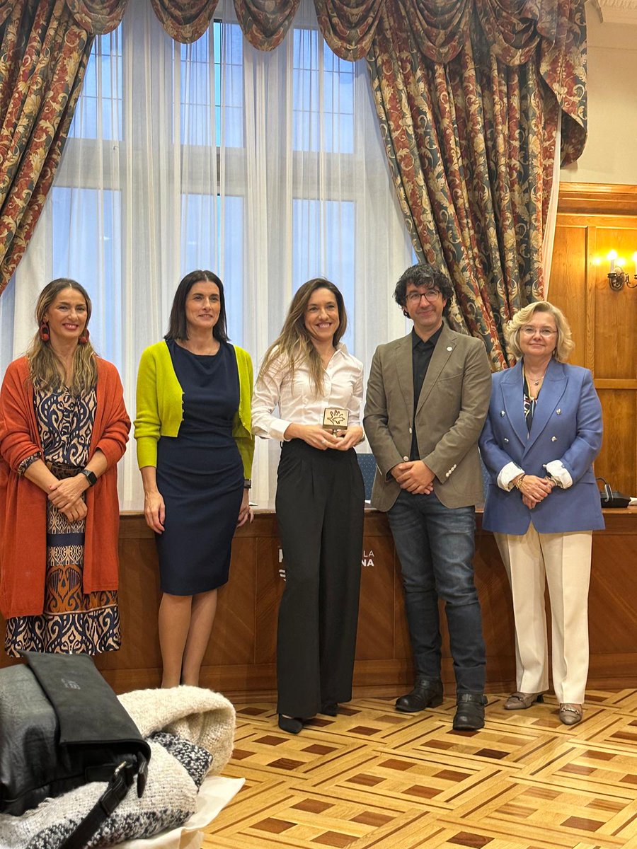 🌟 ¡Hoy celebramos el merecido reconocimiento a nuestra compañera <a href="/carmensecadesm/">Xxx sixy hub👈</a>  del team <a href="/ecsalud/">Escuela Cántabra de Salud</a> por el <a href="/colfisiocant/">colfisiocant</a> Sus colegas de profesión destacan su labor por la figura del fisioterapeuta en atención Primaria y su entrega incondicional al desarrollo de la comunitaria
