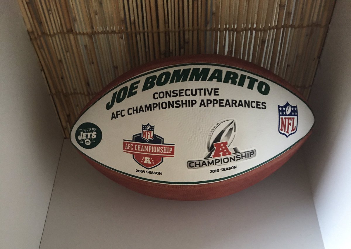 AskTheScout's tweet photo. The last time the Jets had a good team. https://t.co/SUQUSTcw4z